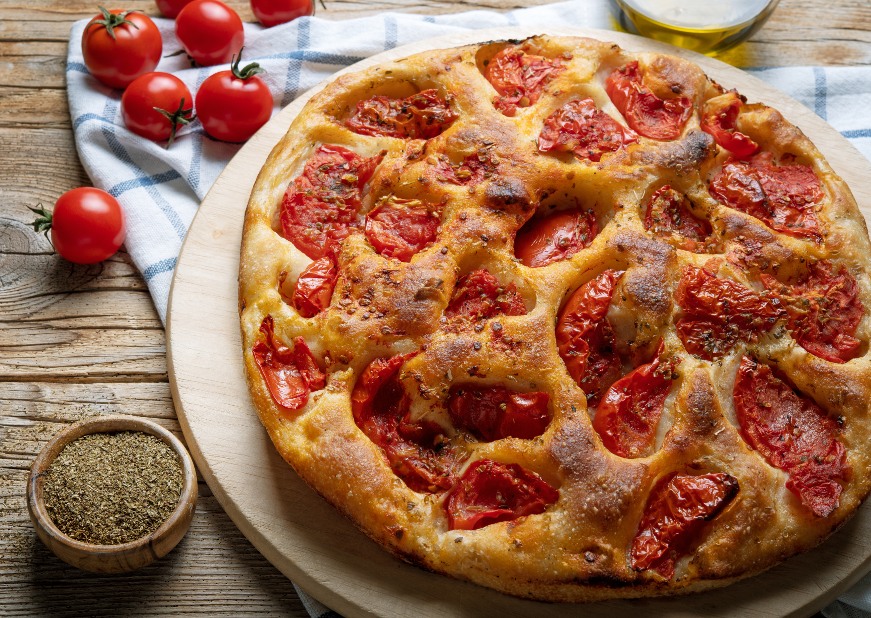 Focaccia Genovese Has a Rival: How to Make Focaccia Barese, the Tomato-Topped Version From the South 3 Focaccia Barese
