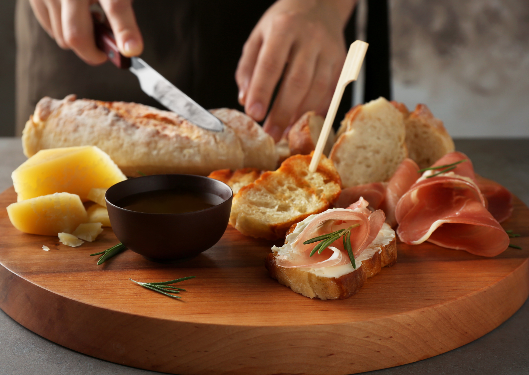 Garlic Bread Isn’t Really Italian: Here’s What Italians Make Instead 1 bruschetta 4